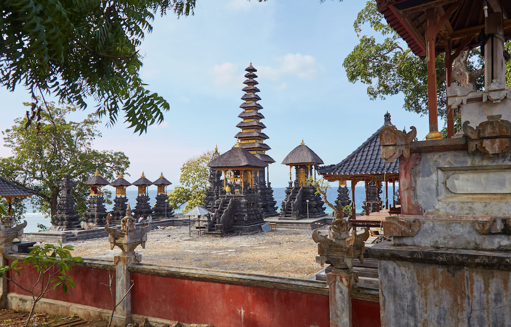 Balinese temple jeroan