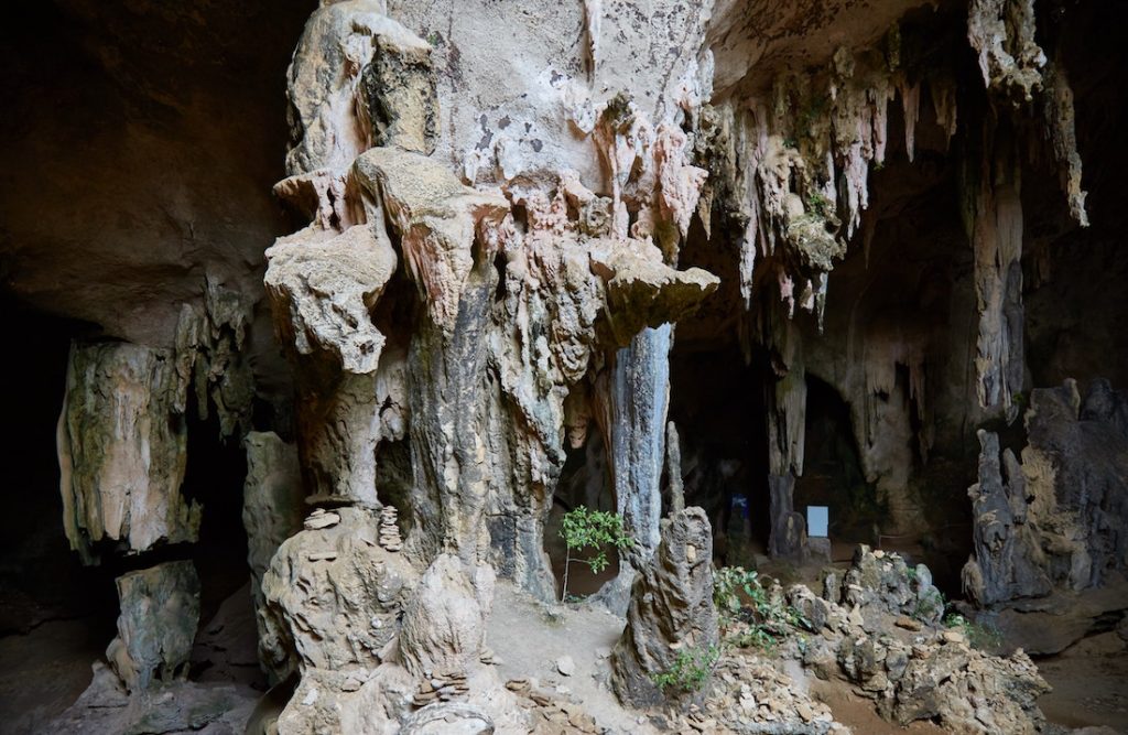 Khao Khanab Nam Cave Krabi