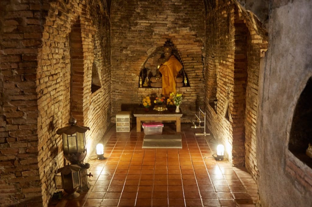 Wat Umong Chiang Mai