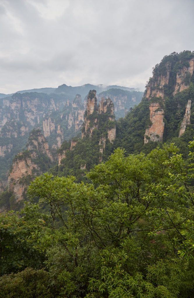 tianzi mountains climbing