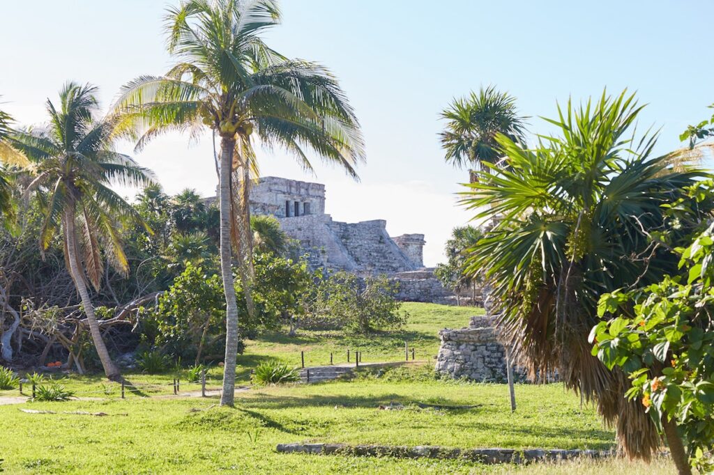 individual coach tulum ruins