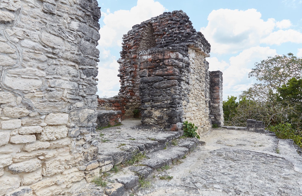 Visiting Dzibanché Ruins